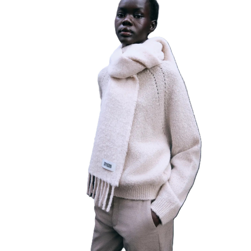 Schal-Drykorn -KASAY_2 10-Fransen-Logo-creme