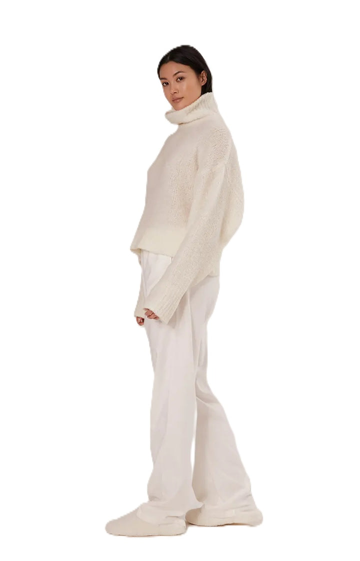 Strickpullover-SoSue-Fluffy-Turtle-weiss