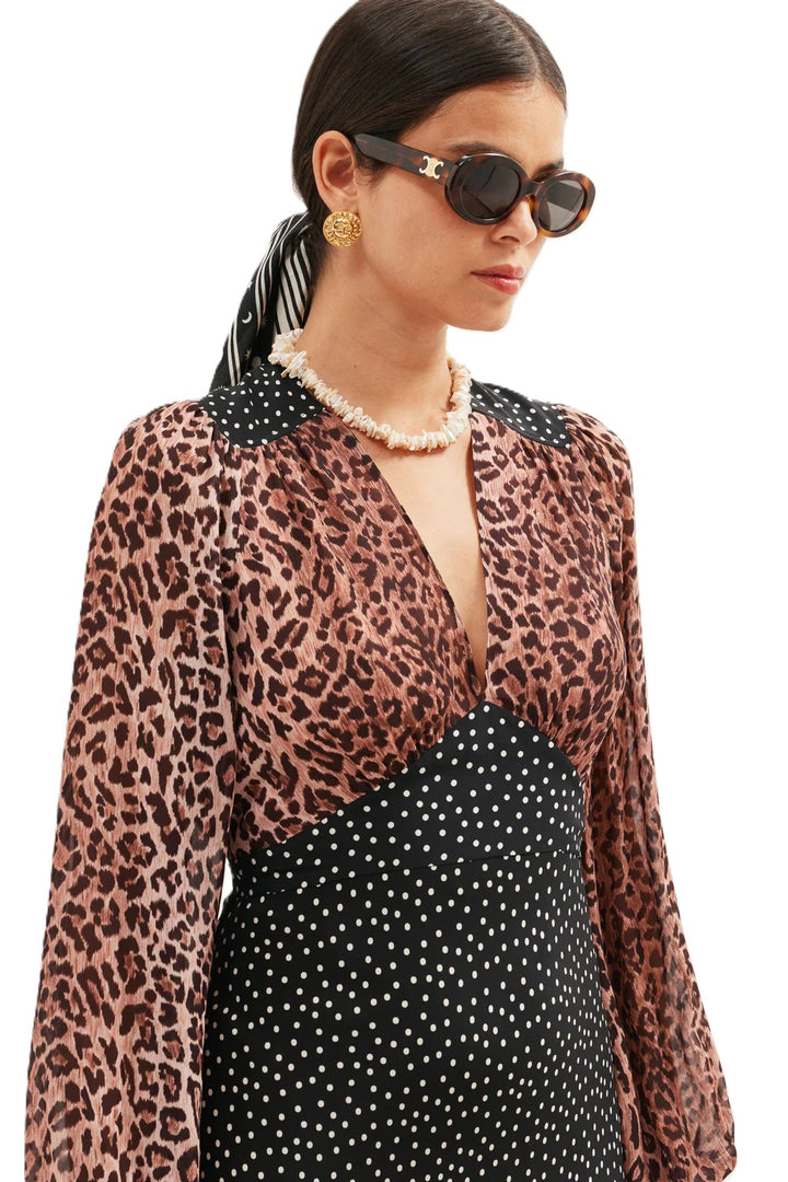 Kleid-Rixo-Kaila-Muster-Leo-Schwarz-gepunktet-braun