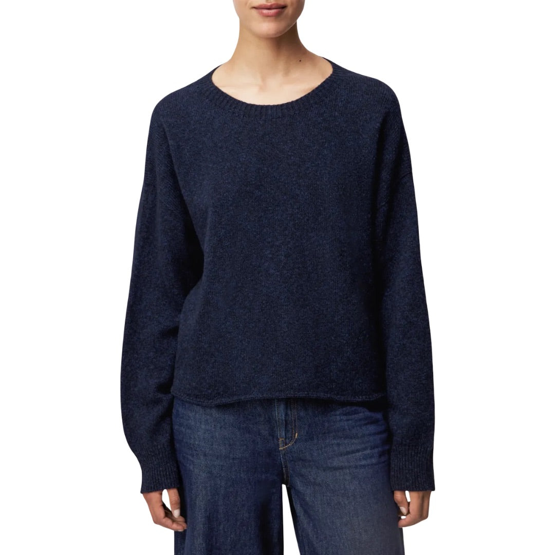 Strickpullover-Drykorn-Malese-blau-oversized-rundhals