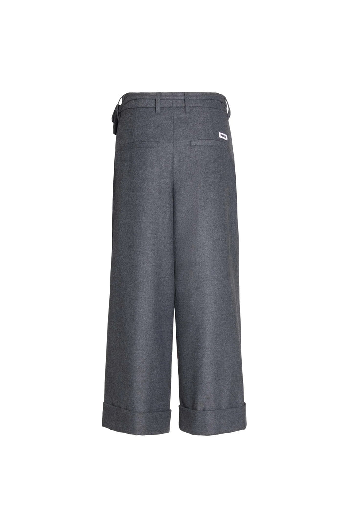 Hose-PNTS-24_THE MINI G-dunkelgrau-Wolle-Guertel mit Pocket-Aufschlag