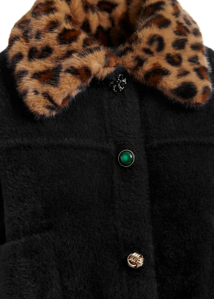 Jacke-Essentiel Antwerp-Intention-Kunstfellkragen-Leopardenprint-bunte Schmuckknoepfe-schwarz