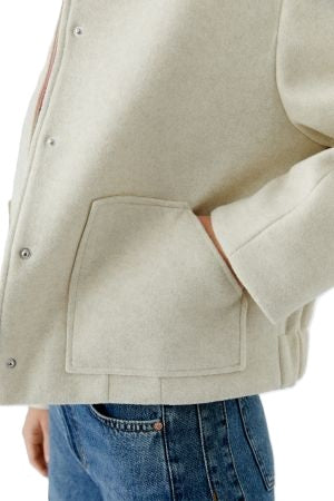 Jacke-Oui-Bomberjacke-Wolloptik-beige-silberne Knoepfe