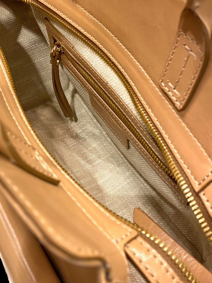 Tasche-Gianni-Chiarini-Cher-Echtleder-Fach vorne-clay-braun-verstellbaren-Trageriemen-Gold