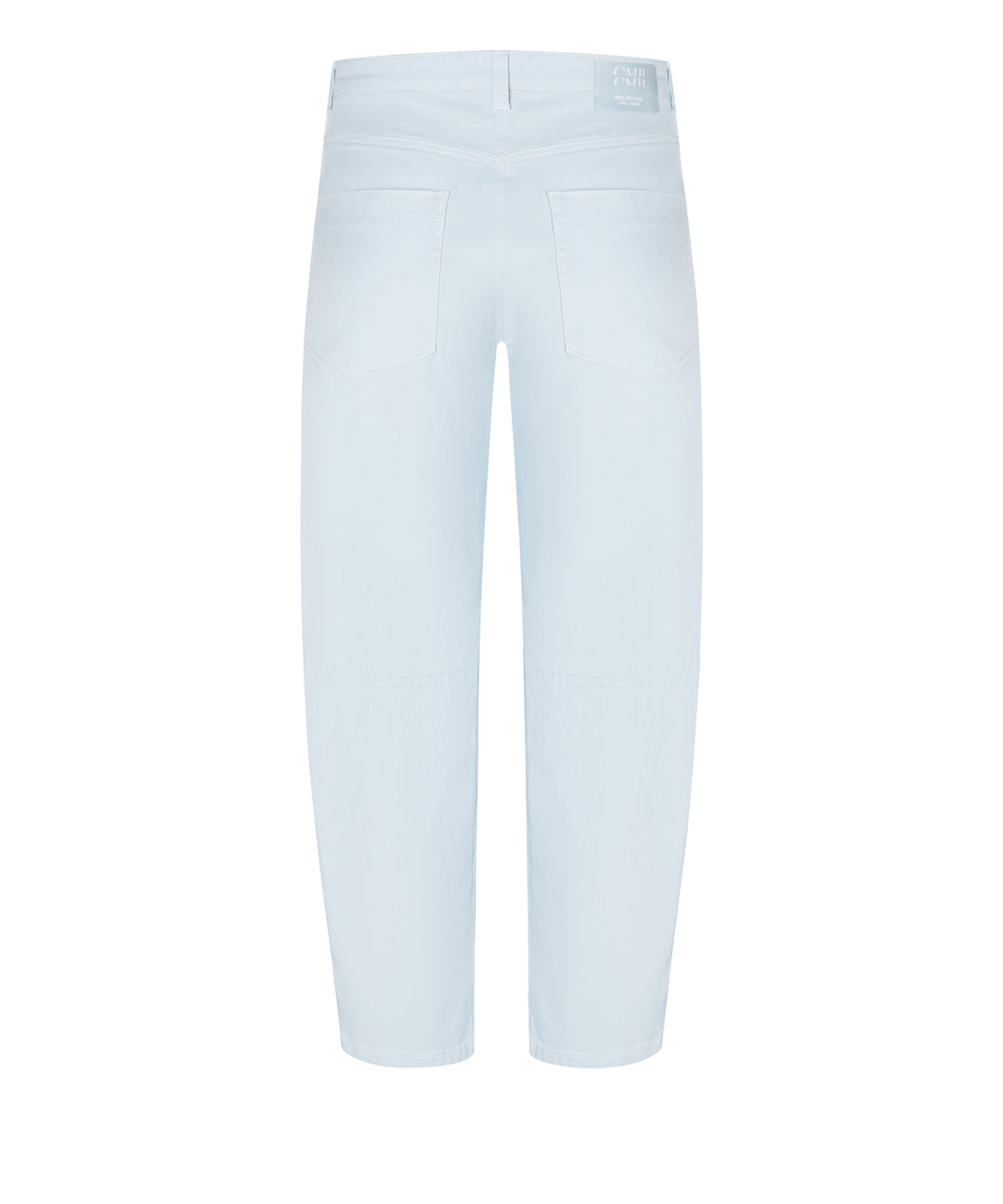 Hose von Cambio Ozean in hellblau mit Seidentuch. Die Hose hat einen O Shape und ist verkürzt. Sehr leichte Sommerhose.