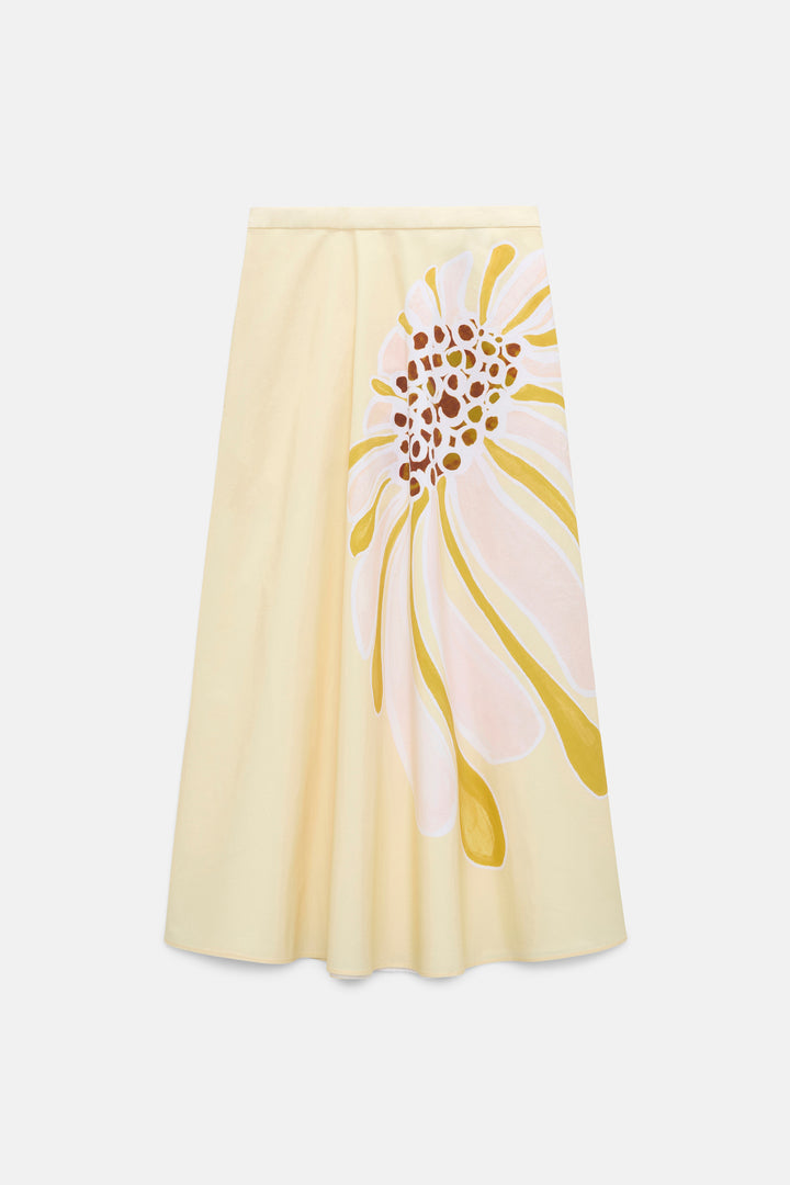Rock von Dorothee Schumacher Floral Power Skirt in gelb mit Blumenprint. Der Rock ist leicht ausgestellt und hat Taschen. Es gibt auch die passende Bluse dazu. 