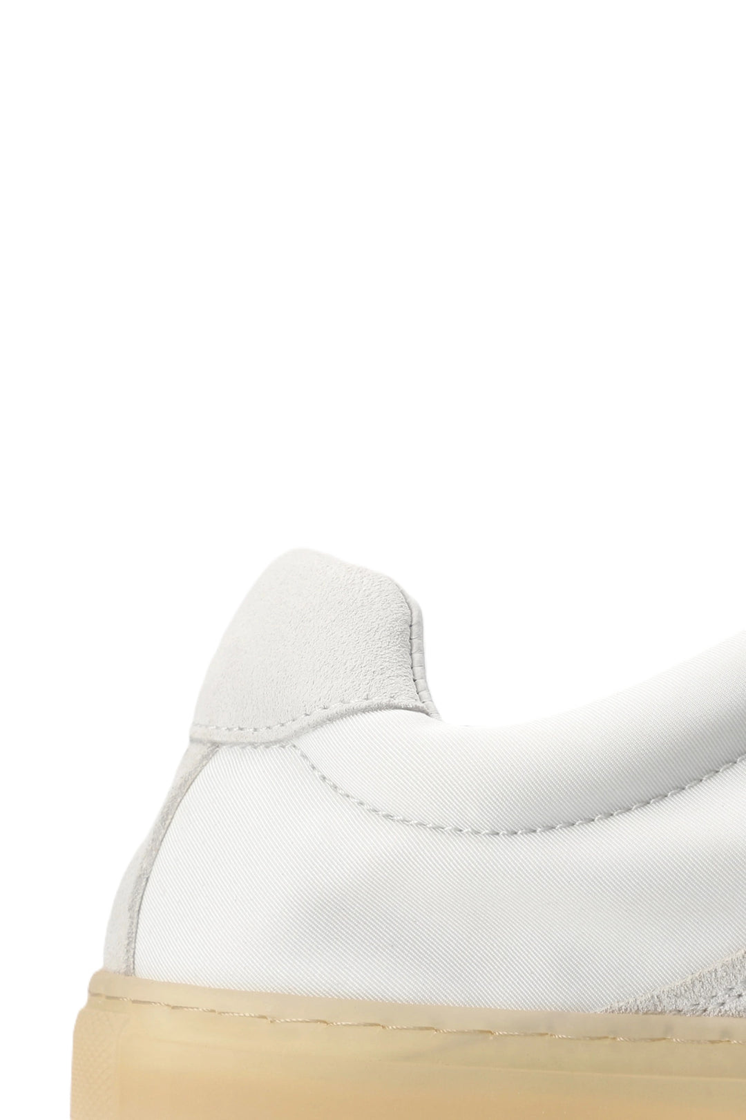 Sneaker Copenhagen Studios CPH98 aus Suede und Glattleder mit moderner sportlicher Silhouette und dezenter Schnürung in weiß