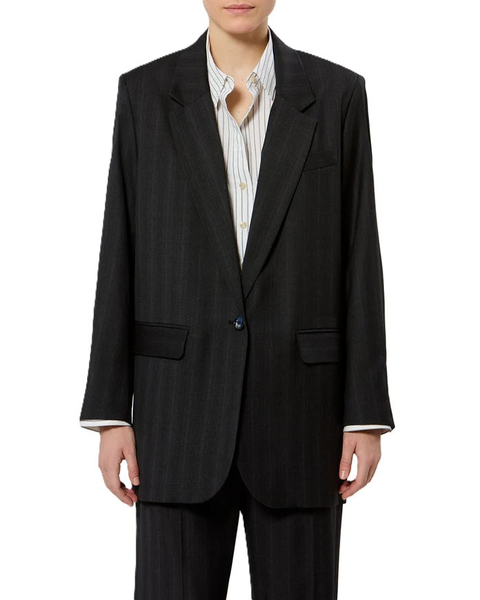 Blazer Isabel Marant Nerix Jacket in anthrazit. Cooler Blazer mit feinem Ton-in-Ton Karomuster aus Schurwolle. Der Blazer hat einen Knopf und eine gerade lässige Passform. Er hat einen modernen Spitzkragen und betonte Schultern. Er hat lange Ärmel und geknöpfte Manschetten. 