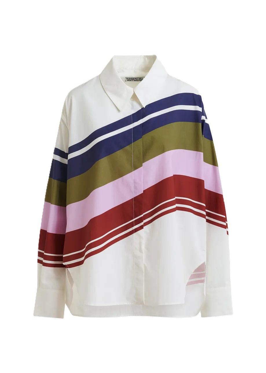 Bluse Essentiel Antwerp JOPPY BOXY SHIRT. Das Hemd ist aus 100% Baumwolle gefertigt und hat eine weite Silhouette mit überschnittenen Schultern. Das Modell verfügt über einen klassischen Kragen und eine verdeckte Knopfleiste. Ein abgerundeter Saum, der hinten länger ist, unterstreicht die lässige Form, während ein starkes Streifenmuster den modernen Look unterstreicht.