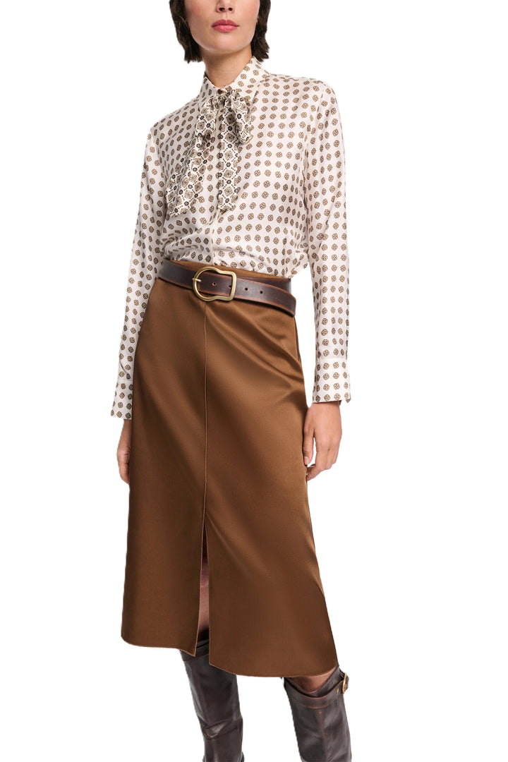 Bluse Dorothee Schumacher GRAPHIC DREAMS blouse ist eine Schluppenbluse. Sie ist gemustert in braun und weiß. 