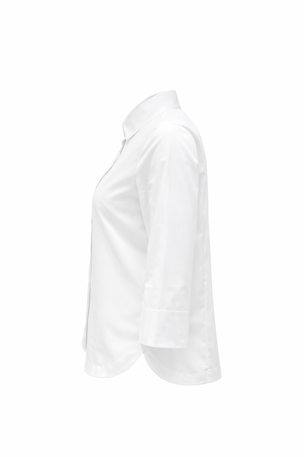 Hemdbluse The White Shirt in weiß. Diese klassische Hemdbluse mit Halbarm überzeugt durch ihre zeitlose Ausstrahlung. Die durchgehende Knopfleiste und der Hamdkragen unterstreicht den stilvollen Charakter und macht sie zu einem vielseitigen Begleiter.
