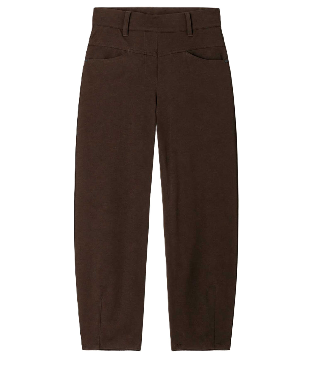 Hose Cambio Elin Jogg in espresso earth dunkelbraun. Diese moderne Hose besticht durch ihre Form und ihren Tragekomfort. Sie hat Taschen und eine verkürzte Länge. Am Saum befindet sich eine Naht. Die Hose ist eine Schlupfhose mit Gummibund und daher sehr angenehm zu tragen.