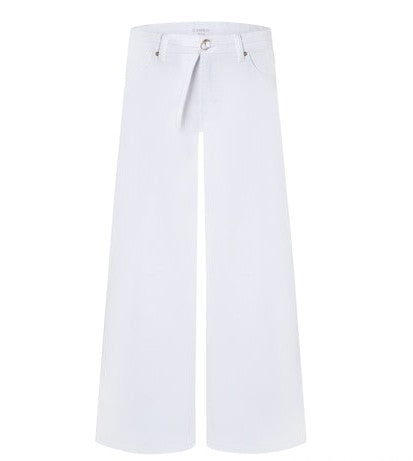 Hose Cambio Palazzo cropped in freh white weiß. Super schöne Hose in weiß mit geradem verkürzten Bein. Die Hose hat einen extra Gürtel mit kleiner Goldschnalle. Sie hat Taschen und Gürtelschlaufen.