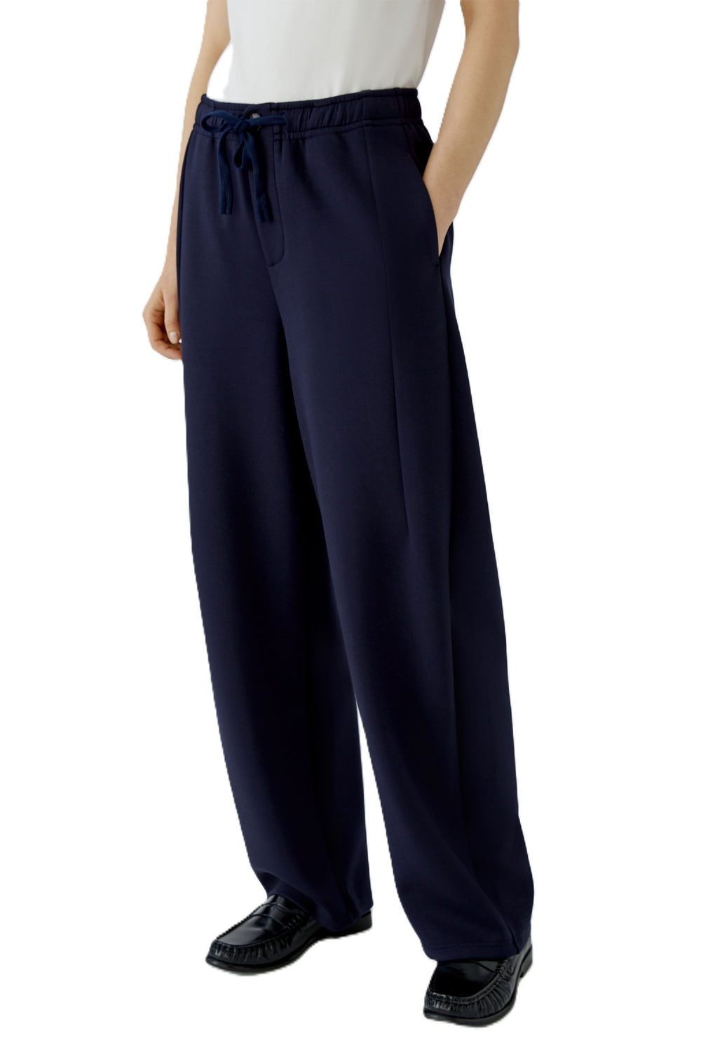 Dunkelblaue Hose von Oui im Barrel Fit aus weicher Scuba-Qualität mit Gummibund und verkürztem Schnitt.