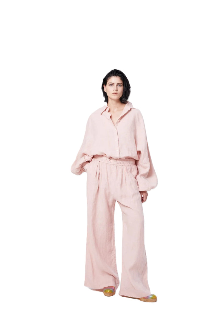 Hose von So Sue Josy pants in blush rosa. Die Hose ist aus Leinen und weit geschnitten mit Gummizug Tolle Sommerhose. 