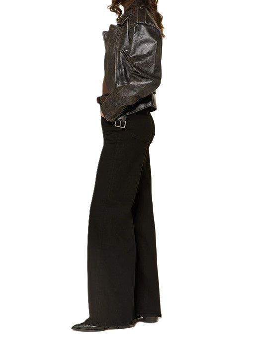 Jeans Citizens of Humanity Lyra in black. Die schwarze Jeans hat ein gerades weites Bein und eine angenehm weiche Haptik. Sie hat Gürtelschlaufen und einen Zip-Fly-Verschluss. Die Jeans ist im&amp;nbsp;5-Pocket-Style geschnitten. Aufgrund der weichen Ware und dem Stretchanteil hat die Hose einen angenehmen Tragekomfort.