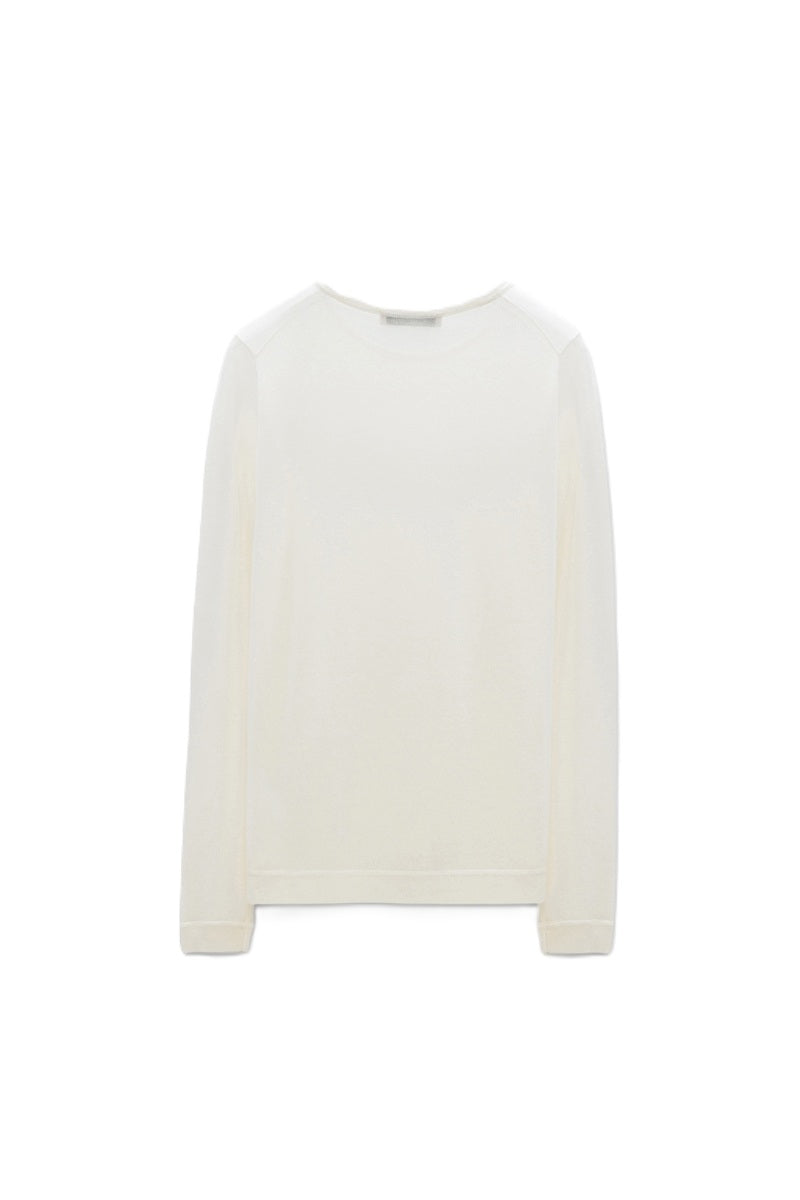 Kaschmir Pullover Dorothee Schumacher Bodycon Luxury O-Neck camellia white. Weicher, leichter Kaschmirstrick mit figurnahem Schnitt. Rundhalsausschnitt. Flatlock-Nahtdetails an Halsausschnitt, Saum und Ärmelbündchen.