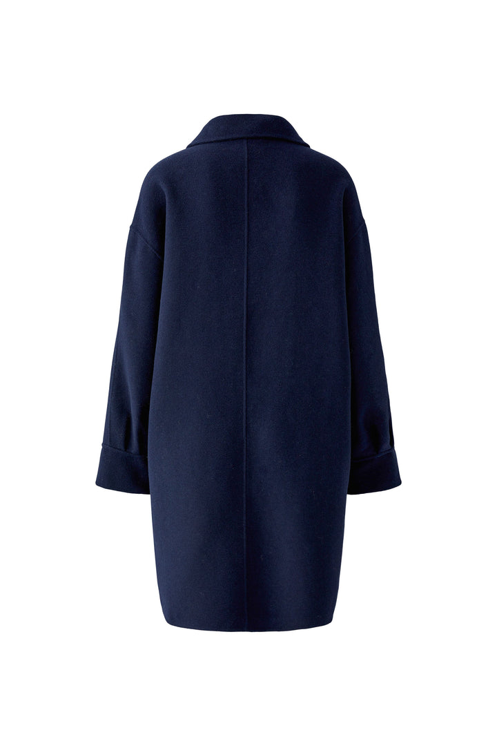 Blauer Oversize-Mantel von der Marke Oui aus Wollmix mit Kentkragen und Knöpfen in Hornoptik. 
