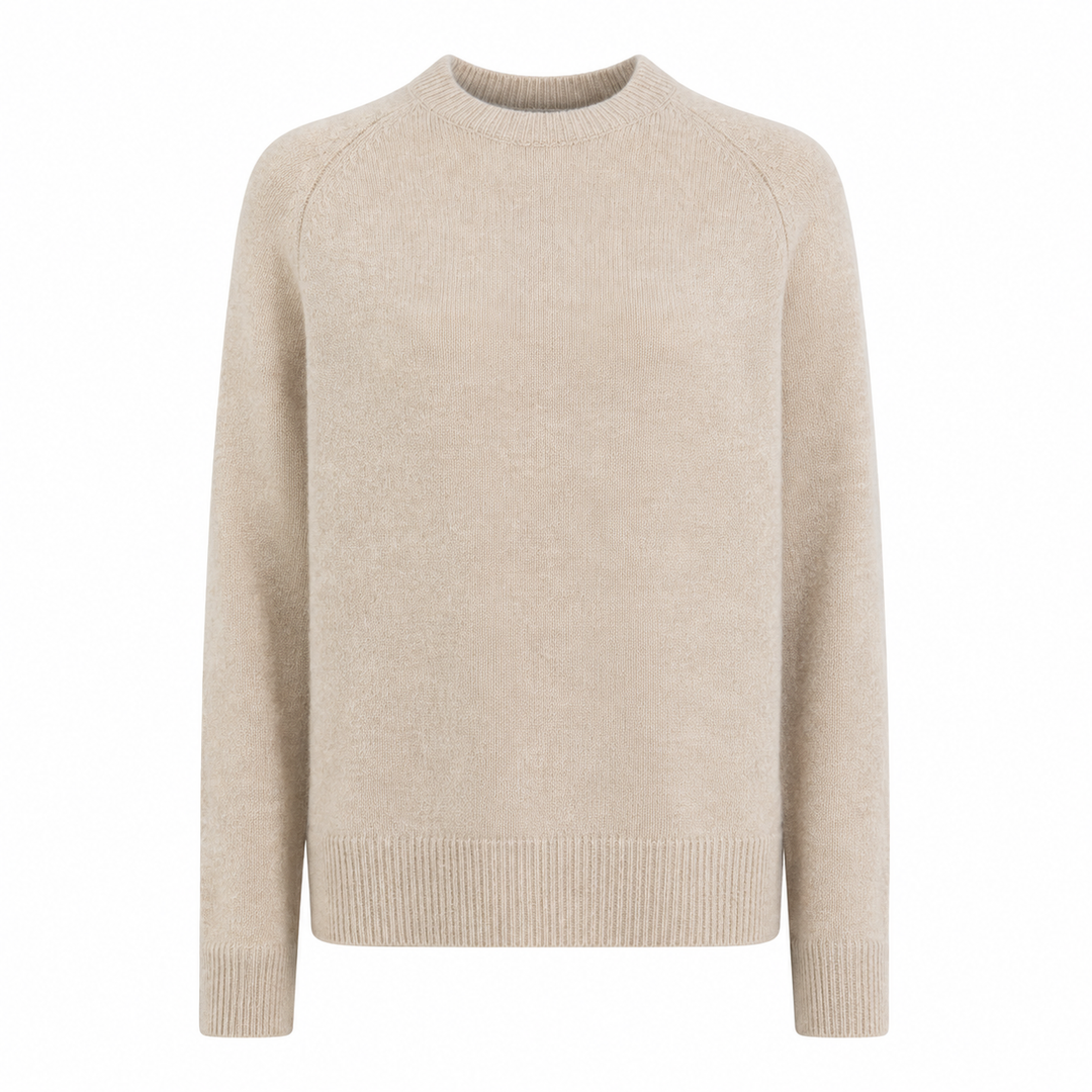 Basic Sweater von Handmade aus weichem Kaschmir-Seide-Mix mit Rundhalsausschnitt, langen Ärmeln und Rippbündchen, erhältlich in Braun, Grau und Beige.
