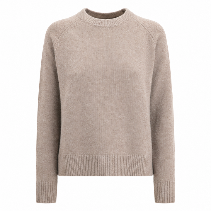 Basic Sweater von Handmade aus weichem Kaschmir-Seide-Mix mit Rundhalsausschnitt, langen Ärmeln und Rippbündchen, erhältlich in Braun, Grau und Beige.