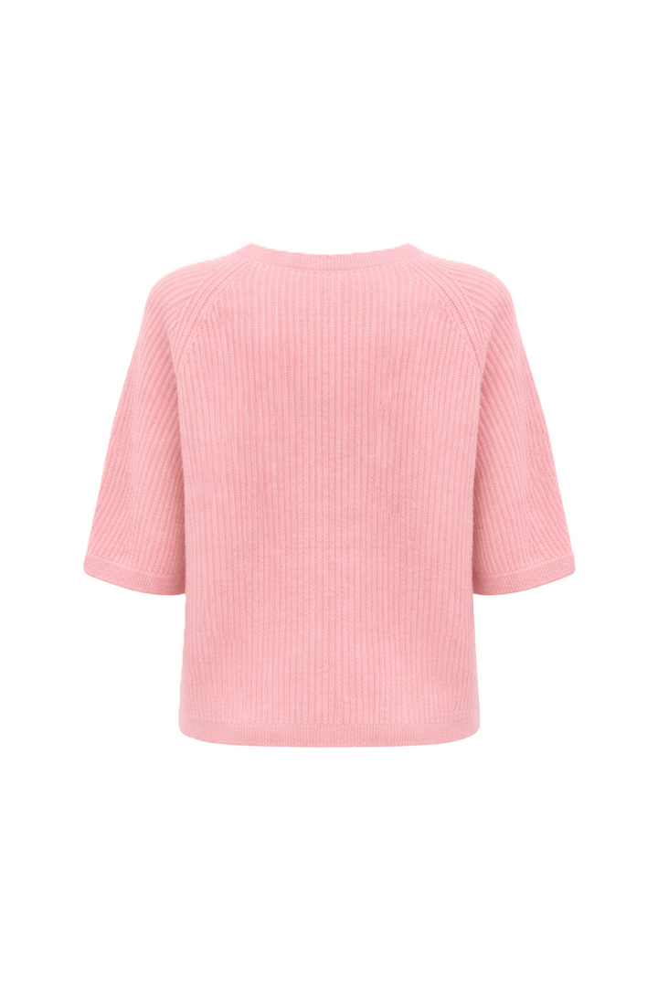 Handgemachter Stickpullover von Handmade mit halblangen Ärmeln und Rundhalsausschnitt. Aus weicher Kaschmir Seide Qualität in zartem rosa, passend zu Frühling und Sommer Outfits.