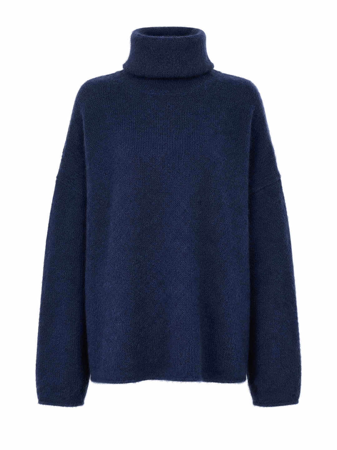 Dunkelblauer Strickpullover LIPSEN von Luren aus Kaschmir-Seide mit kuschelig weichem Strick, hohem Rollkragen und langen Ärmeln.