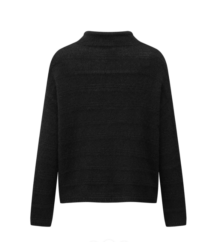 Strickpullover FRASER von Luren aus Kaschmir-Seide mit Rollkragen und verkürztem Schnitt in Schwarz.