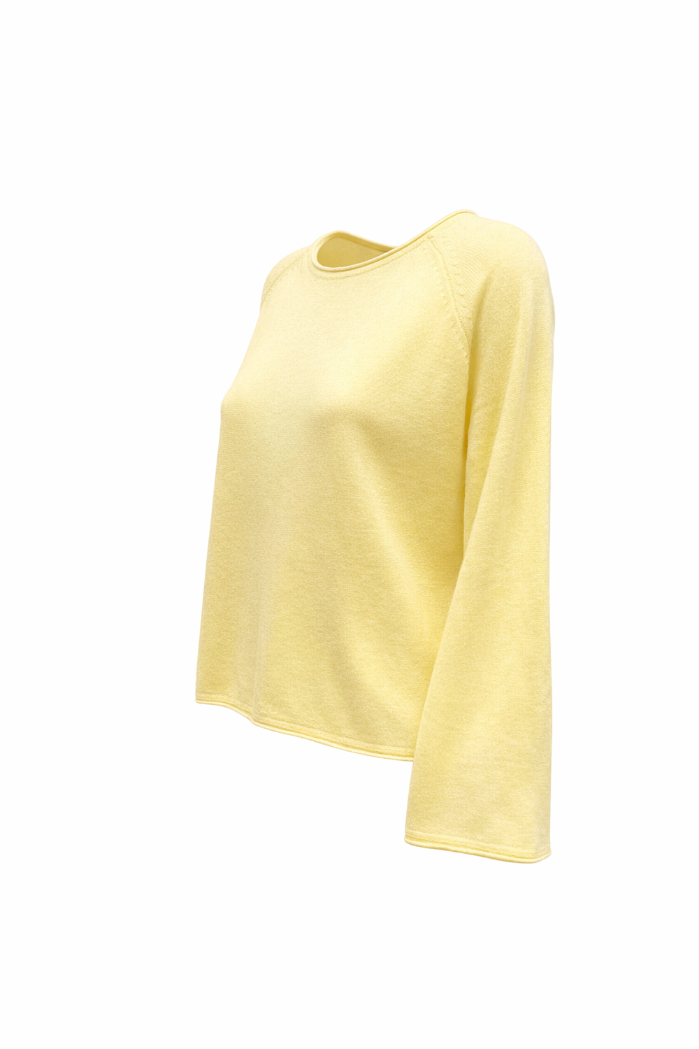 Kaschmir Pullover mit langen, weiten Ärmeln und Rundhalsausschnitt in zartem Gelb aus handgemachtem Strick.