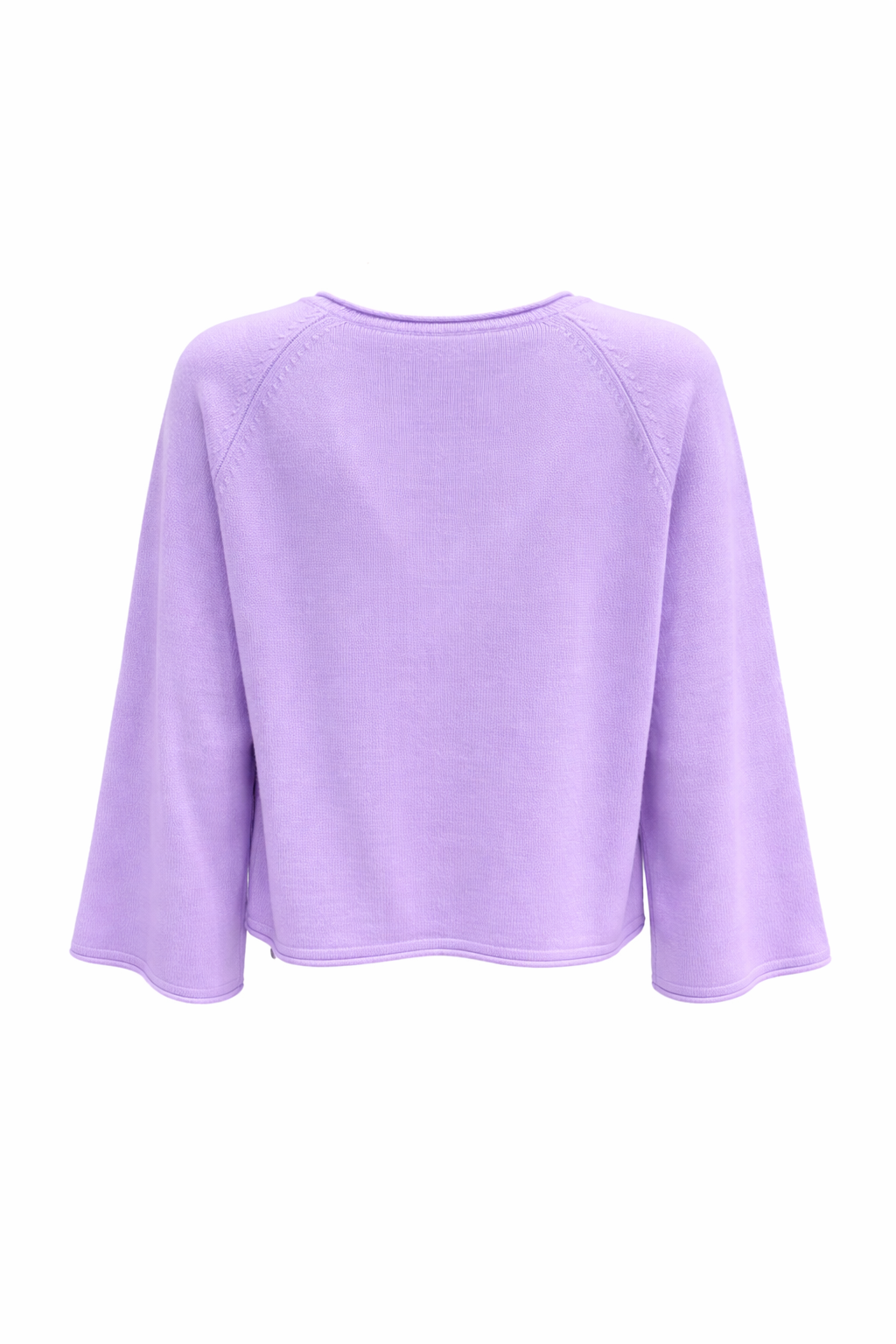 Kaschmir Pullover mit langen, weiten Ärmeln und Rundhalsausschnitt in flieder lila aus handgemachtem Strick.