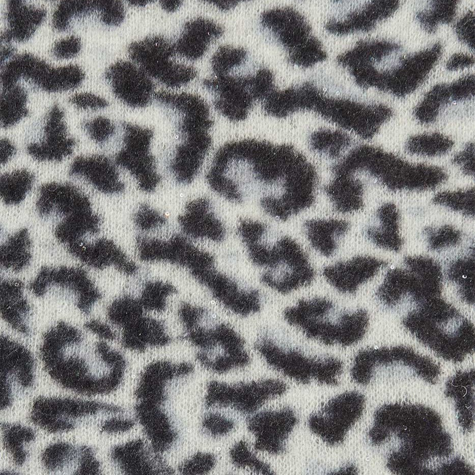 Schal von PUR SCHOEN Adria galactic stars leo black grey mit Glitzer aus Cashmere. Nickituch
