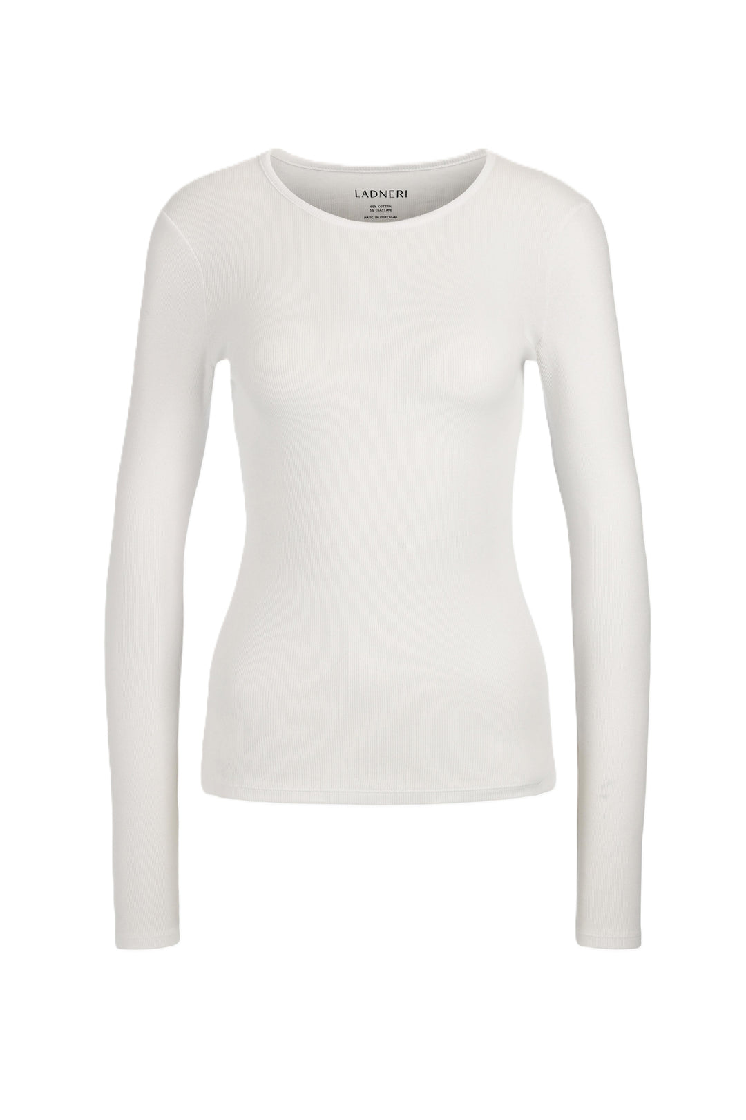 Longsleeve Ladneri Line in white. Schönes Basicshirt aus einer gerippten Baumwollqualität. Das Shirt ist etwas länger und körpernah geschnitten. Dadurch gut zum Drunterziehen geeignet. Es hat einen Rundhalsausschnitt und lange Ärmel. 