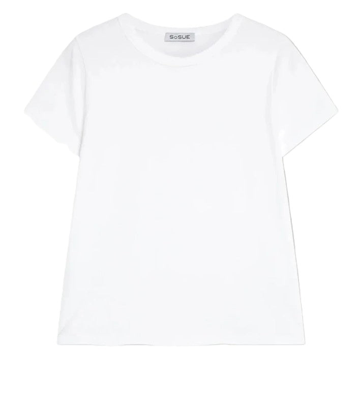 Shirt SoSue round neck in weiß. Shirt mit kurzem Arm in 100% Baumwolle. Rundhalsausschnitt und weiche Ware