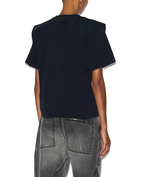 T-Shirt Isabel Marant ZELITOS in schwarz. Das T-Shirt aus einfarbiger Baumwolle überzeugt als elegantes Basic. Der Rundhalsausschnitt mit Rippabschlüssen, kurze Ärmel und dezente Epauletten verleihen dem Shirt eine moderne Form.