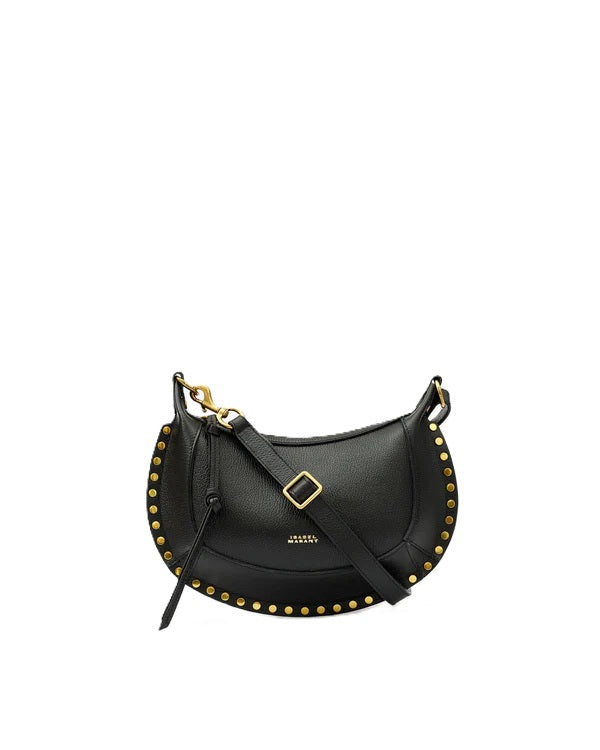 Tasche Isabel Marant OSKAN MOON. Diese elegante Baguette-Schultertasche ist aus genarbtem, pflanzlich gegerbtem Kalbsleder in Schwarz gefertigt. Der abnehmbare und verstellbare Tragriemen ermöglicht vielseitige Trageoptionen. Im Inneren bietet die Tasche zwei Fächer sowie ein mittiges Reißverschlussfach. Goldfarbene Details und das Logo auf der Vorderseite 