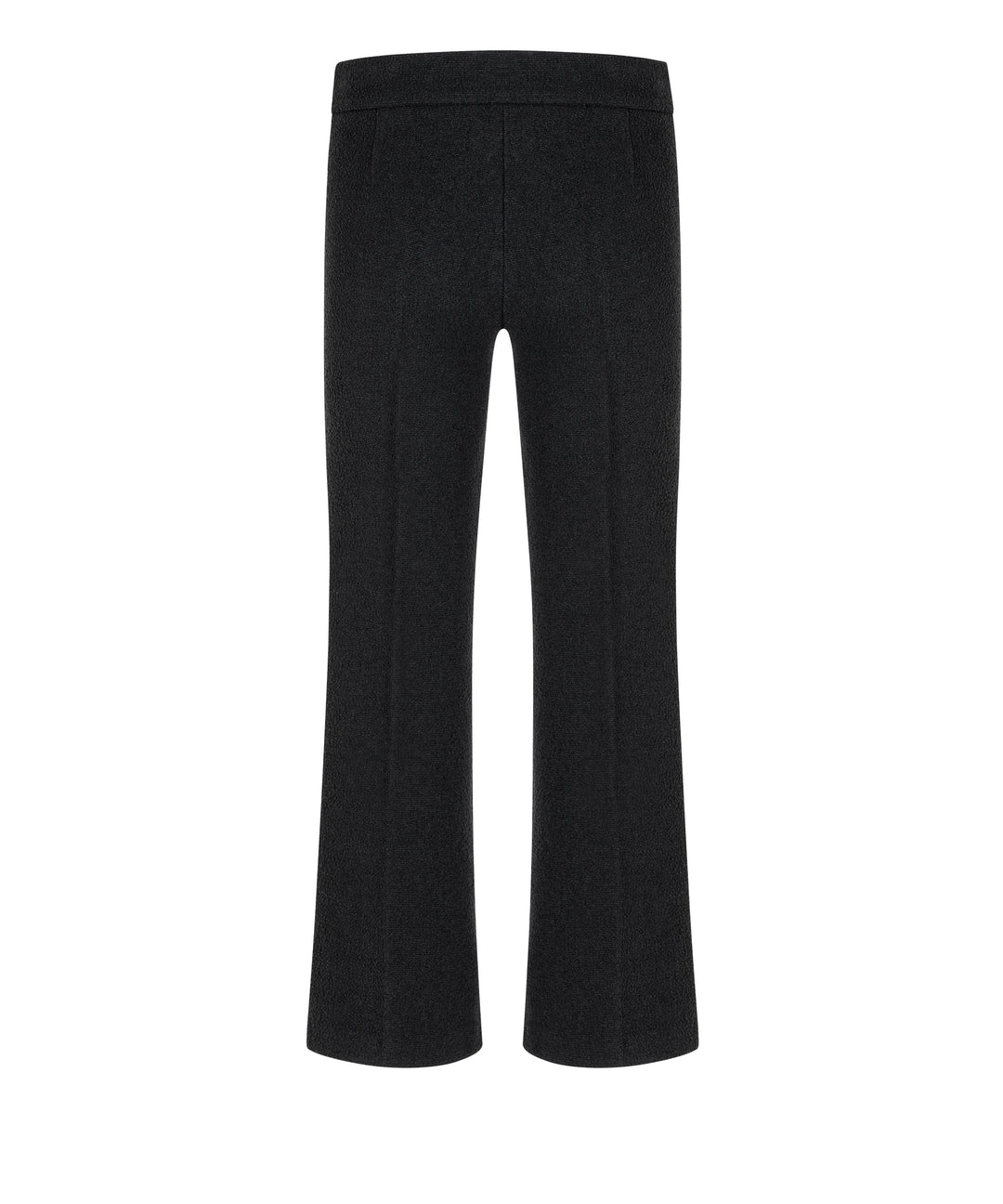 Hose Cambio Faith Patched Pocket in Schwarz. Ausgestelltes Bein mit klassischen Bügelfalten und breitem Bund. Aufgesetzte Fronttaschen mit goldfarbenen Knöpfen. Schlichte Rückseite.