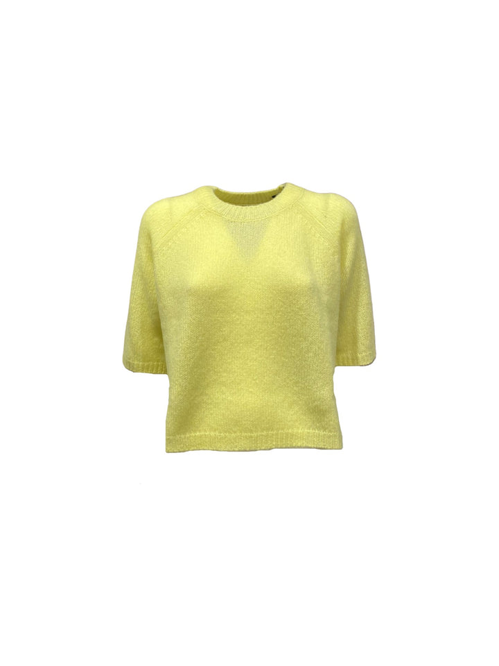 Strickpullover Lu Ren Shii aus Kaschmir und Seide. Der Pullover ist cropped geschnitten und hat einen Kurzarm. Rundhalsausschnitt und tolle leichte Ware in gelb. 